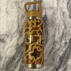 YETI Brown Camo Stainless Steel Bottle - Monogrammed “JLT”- Unused